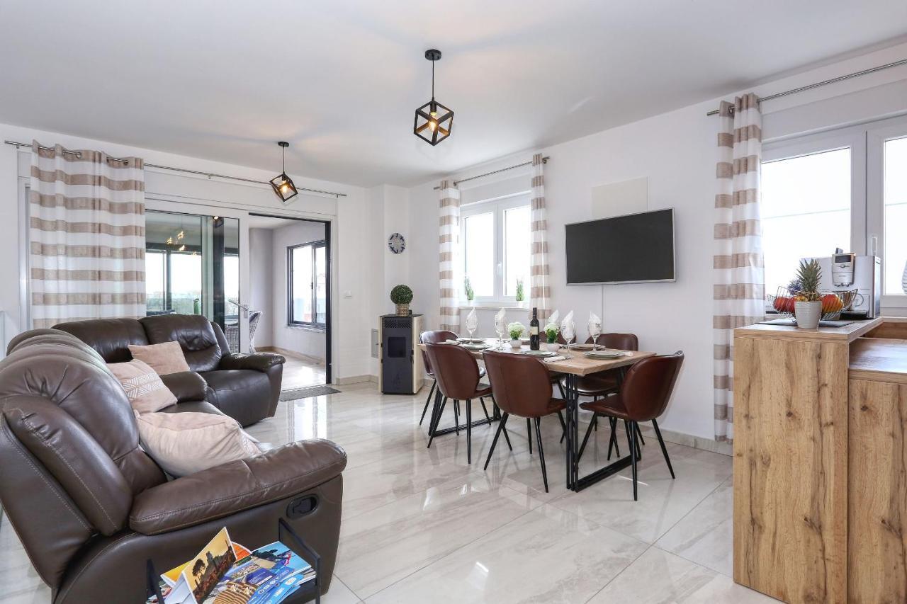 Luxury Apartment Isabell Zaton  Exterior foto