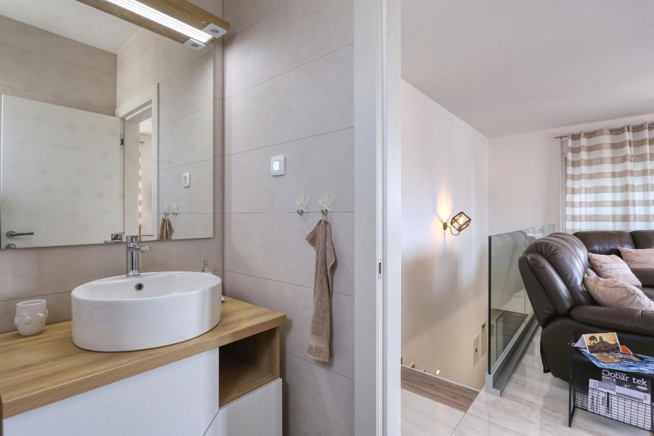Luxury Apartment Isabell Zaton  Exterior foto
